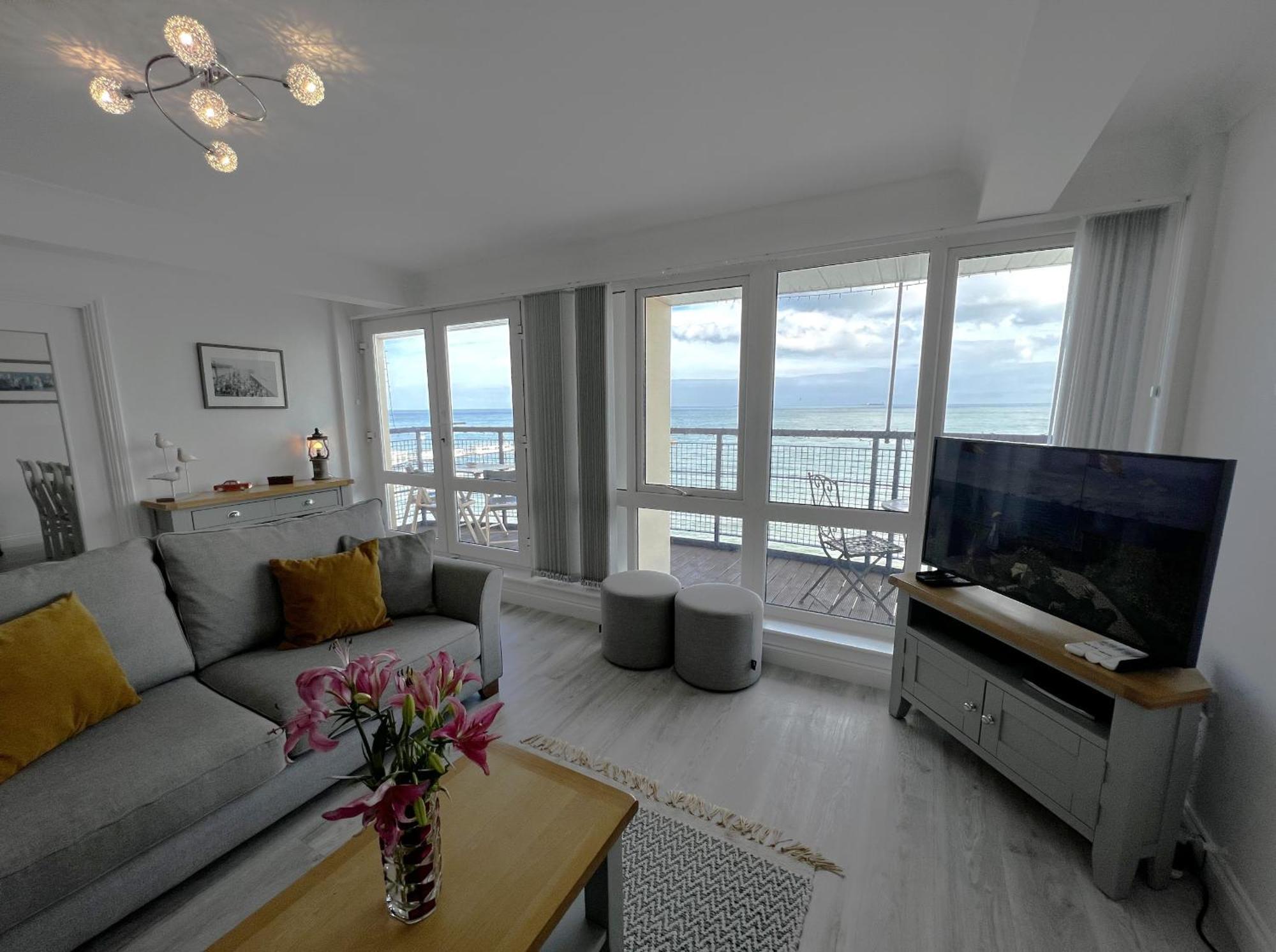 Belle Vue Apartment Sandown Exterior photo